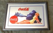 Stara lustrzana reklama Coca-Cola w ramce 