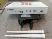 Firewall FortiWiFi 50E-2R FWF-50E-2R 2,4Ghz/5Ghz