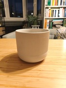 Biała osłonka na doniczkę 15 cm śr.