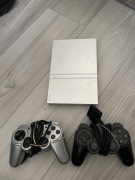 Sprzedam konsole PlayStation 2 silver ps2