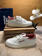 Reebok Club C – skórzane sneakersy, rozmiar 38,5 (wkładka 25 cm)