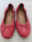 Czerwone baleriny Tamaris 42