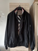 Sprzedam kurtkę Burberry w rozm.L