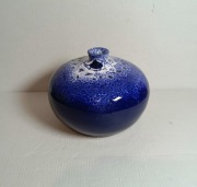 Wazon ceramiczny kobaltowy, pękaty
