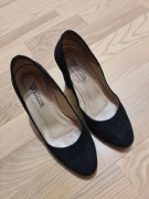 Czółenka czarne Nieścior 38