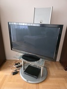 Obrotowy stolik pod sprzęt RTV firmy HUBERTUS