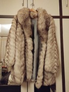 Naturalne futro ze srebrnych lisów 