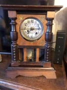 Antyczek stary zegar kapliczka z polifonem.