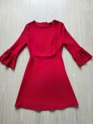 Czerwona sukienka z rękawem 3/4 rozmiar S elegancka przed kolano 