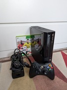 Konsola Xbox 360 500GB - okablowanie - pad - FIFA 12