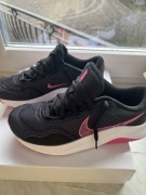 Nowe buty treningowe-Nike