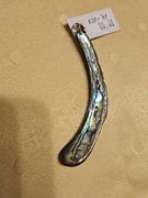 Wisior z mieniącej się muszli