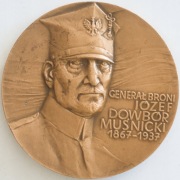 Medal Gen. Józef Dowbor MUŚNICKI. Czytaj opis.