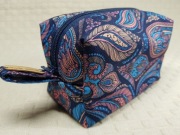 Kosmetyczka typu BOX