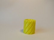 Tornado w butelce - adapter na butelkę - żółty. 