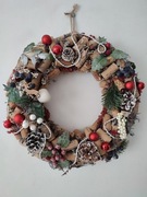 Do zamówienia wianek świąteczny z korków