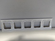 Simon 54 RAMKA PIĘCIOKROTNA biała Kontakt