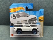 Hot Wheels 20 Toyota Tacoma NOWY