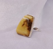 Pierścionek - Srebro i Bursztyn