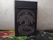 Etui na papierosy z wizerunkiem żmija