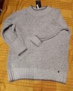 Nowy sweter, ciepły i mięciutki  akryl 70% i wełna 30%