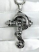 Naszyjnik krzyż krzyżyk czaszka