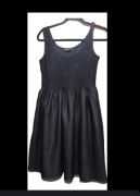 Sukienka rozkloszowana piękna czarna 