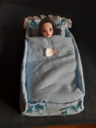 Łóżeczko + poduszka i kołderka dla lalki Monster High