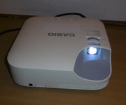 Casio XJ-V1 UXGA 1600 x 1200 MAX LED & LASER