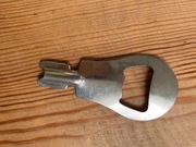 Otwieracz do butelek windy prl