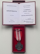 Krzyż Armii Krajowej + legitymacja