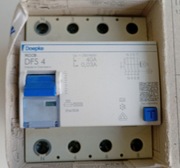 WYŁĄCZNIK RÓŻNIC.-PRĄDOWY 4P 30MA 40A TYP AC DFS4, DOEPKE 09136902