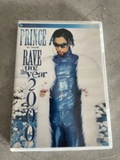 Prince in concert Rave un2 the year 2000