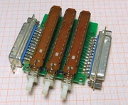 Części elektroniczne Przejściówka złącza 25 pin z isostatami [036]