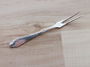 POSREBRZANY WIDELCZYK DO ZAKĄSEK ŚRODEK STOŁU DANIA 