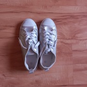 Tenisówki/obuwie zmienne/buty dziewczęce rozmiar 34-35, srebrne