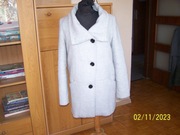 Płaszczyk damski  BERSHKA Okazja