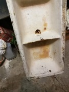 Stary zlew żeliwny zlewozmywak dwukomorowy z PRL