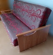 Sprzedam zadbany tapczan 2-osobowy 