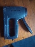 Taker ręczny  Stanley Aliu