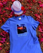 T-shirt z ukrainska flaga i napisem Ukraina