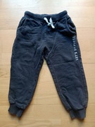 Cieplejsze spodnie dresowe 5 10 15 r. 116 