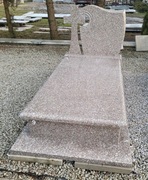 Nagrobek pomnik granitowy