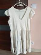 Kremowa sukienka varlesca 