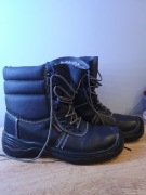 Nowe śniegowce z wadą 42