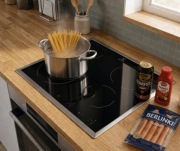 Płyta elektryczna ceramiczna Electrolux 300 EHF16240XK 60 cm do zabudowy