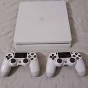 Sony Playstation 4 PS4 slim 500GB, 2x pad jailbreak 12.50 GOLDHEN