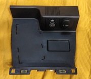 OSŁONA TUNELU PORT GNIAZDO WEJŚCIE HUB USB C FORD KUGA MK3 BRONCO FOCUS MK4