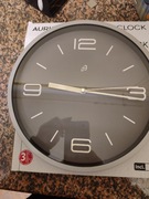 Cichy  zegar ścienny,kwarcowy Nowy