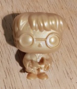 Figurka Harrego Pottera z Kinder Toy kolekcjonerska